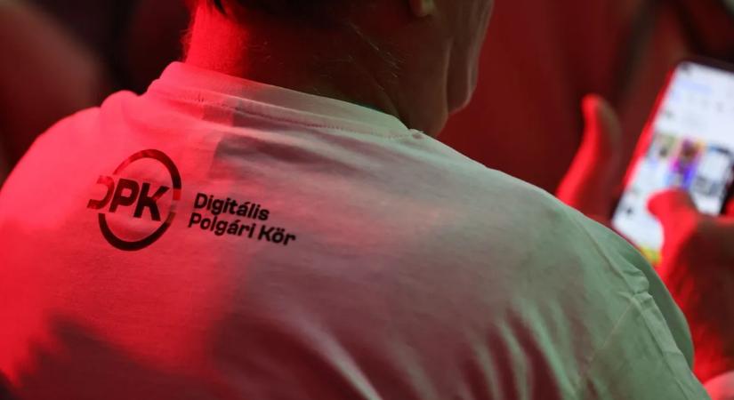 Lenyűgöző képeken a mohácsi Háborúellenes Gyűlés