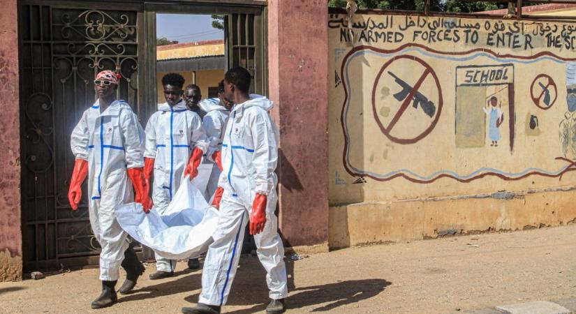 „Tíz nap alatt több ember halhatott meg, mint a gázai háború két évében” – az űrből is látszik a gyilkolás Szudánban