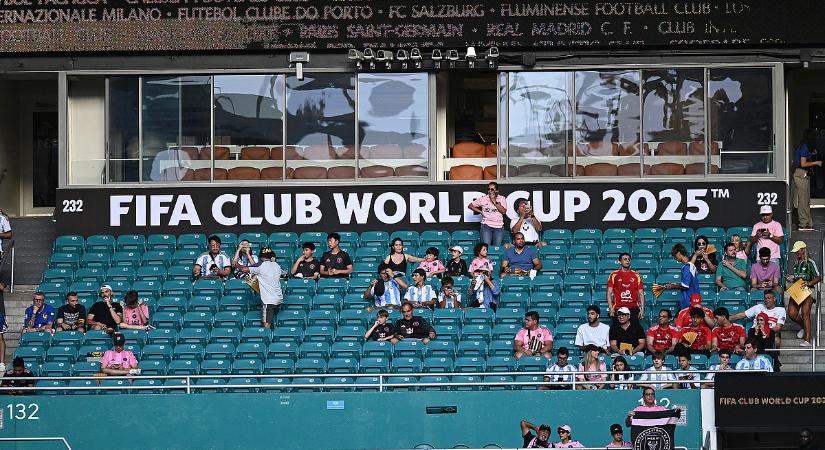 Nem a lelátón őrjöngenek a focidrukkerek, sokan nem jutnak ki a vb-re