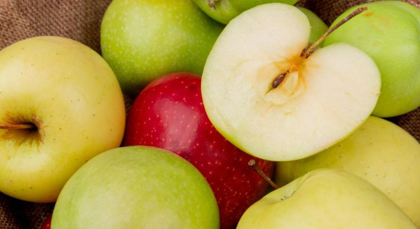 Rekordgyorsasággal zuhannak az almaárak