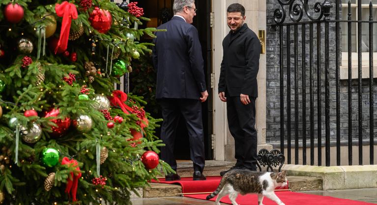 Lecsapott az orosz propaganda a brit miniszterelnöki hivatal macskájára