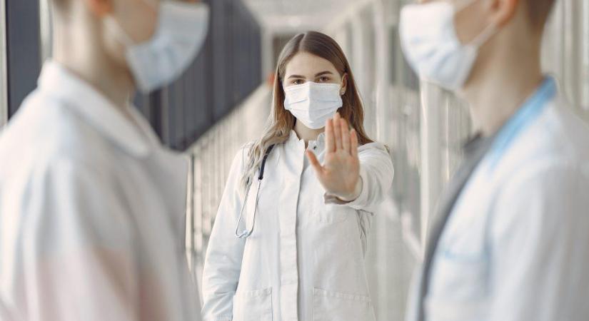 December 15-től kötelező a maszkviselés a Markoth Ferenc Kórházban