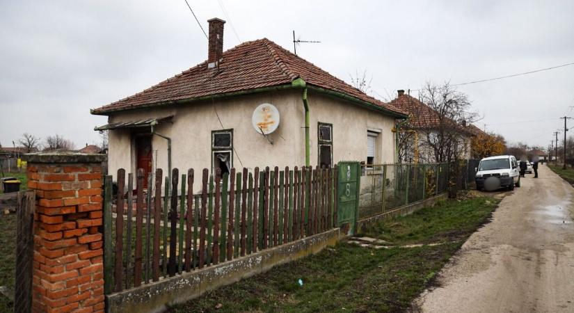 Ezt mondta a mentősöknek, mielőtt elhunyt a Zagyvarékason összeégett férfi – videóval, galériával