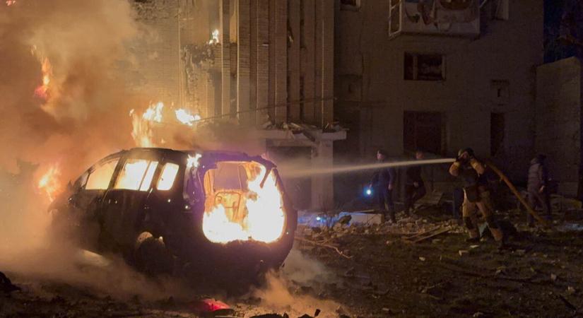 Oroszország újabb súlyos légitámadást hajtott végre Ukrajna ellen, több mint egymillióan maradtak áram nélkül