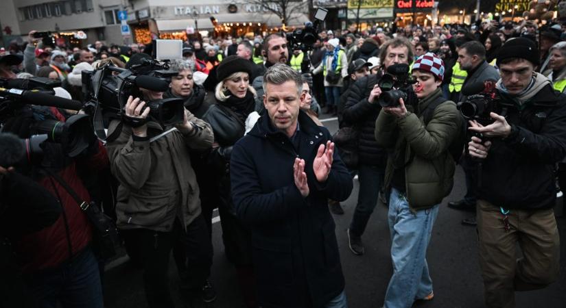 Budai Gyula szerint bűnelkövetőkért tüntetnek