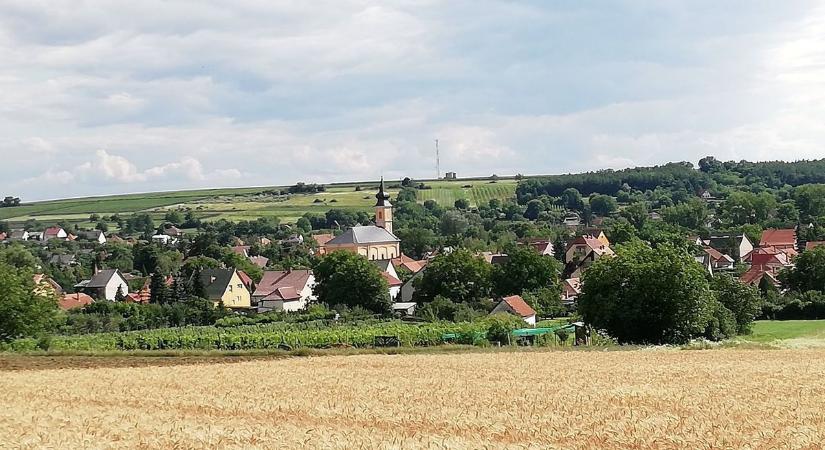 Akár 100 évig is élhetnek ebben a hevesi községben, de már tudják, nem ez a legfontosabb
