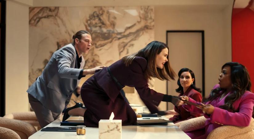 Daniel Craig felébreszti a halott embert is, Brad Pitt az otthonunkban száguldozik