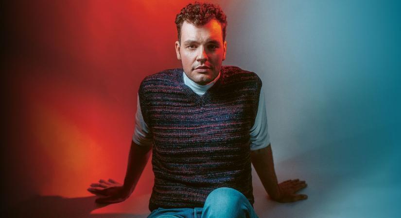 A férfias és szerelmes hangú Julien Henric estje Vashegyi György dirigálásával