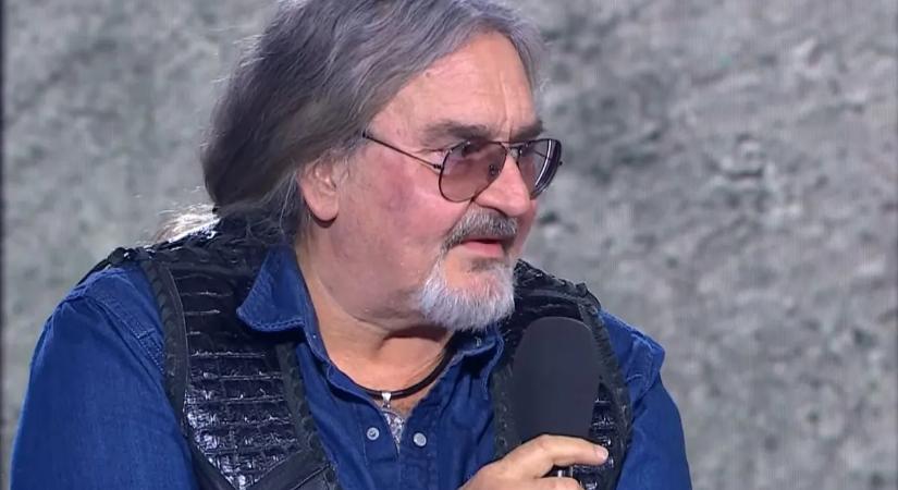 Rudán Joe is színpadra állt a Háborúellenes Gyűlésen: „nem véletlen éneklek már 35 éve a háborúról”