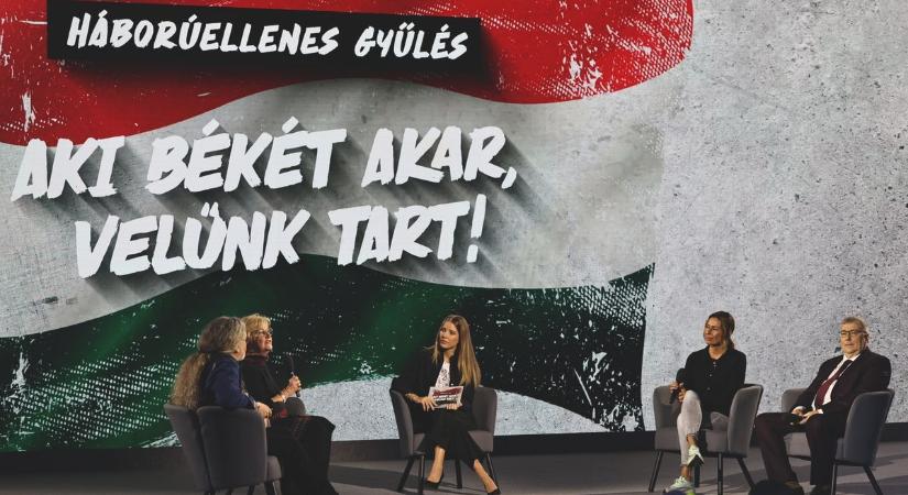 A mesteredző, az operaénekes, a rockzenész és a politikus is a béke pártján áll