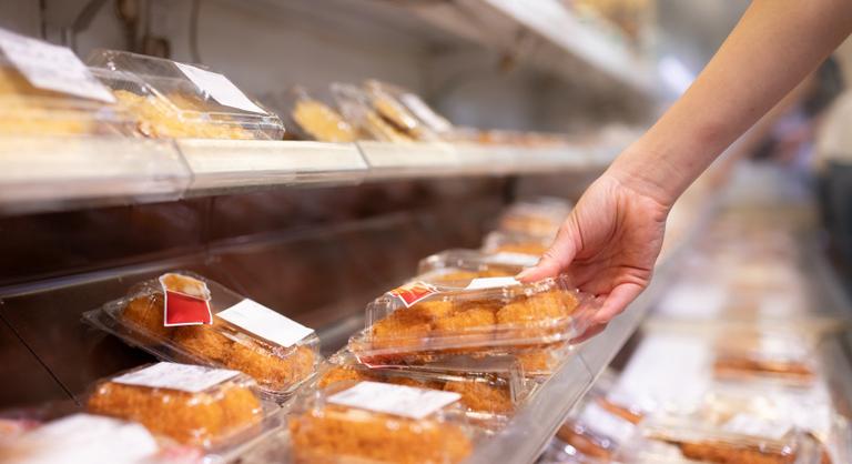 Krónikus betegségeket okozhatnak az ultrafeldolgozott élelmiszerek, mégsem tudunk leállni velük