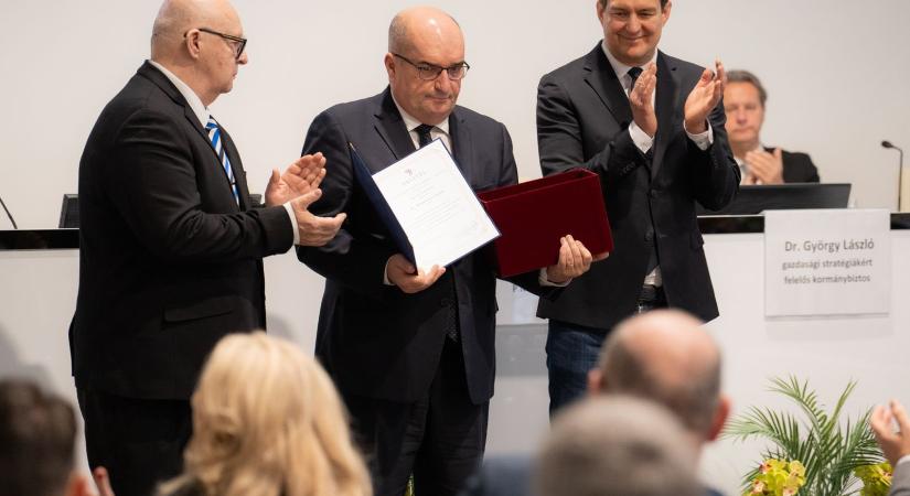 Kitüntették Brenzovics Lászlót