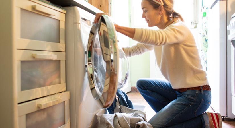 Ezért ne indítsd el kétszer egymás után a mosógépet – így kerülheted el a drága javítást!