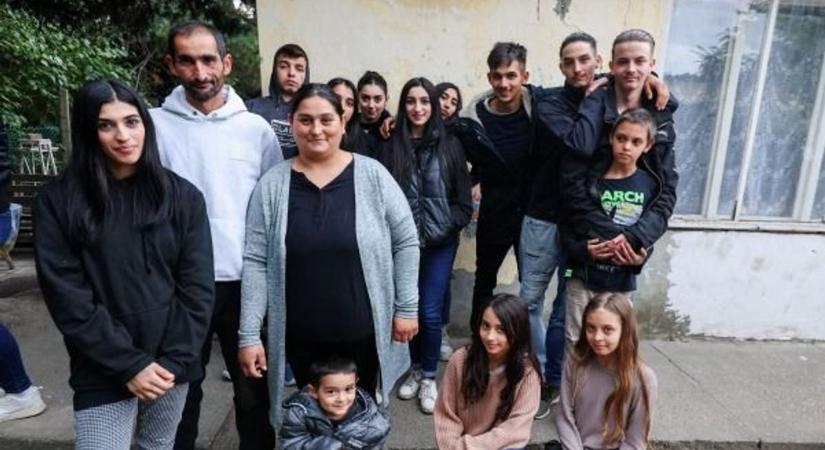 Új otthon, új remények: karácsonyi csoda születik a bácsalmási tragédia után