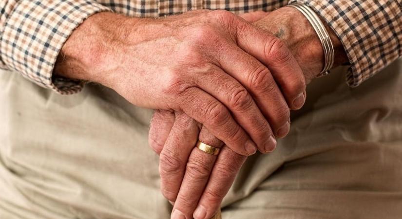 Nyitrai Zsolt: a vasárnapig megrendelt Gondosórát még karácsony előtt kézbesítik