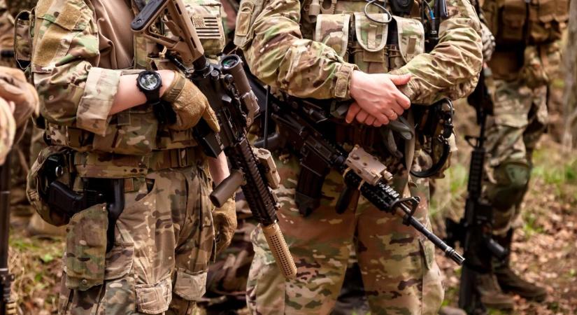 Rendkívüli bejelentés érkezett az USA kormányától – halálos támadás ért amerikai katonákat