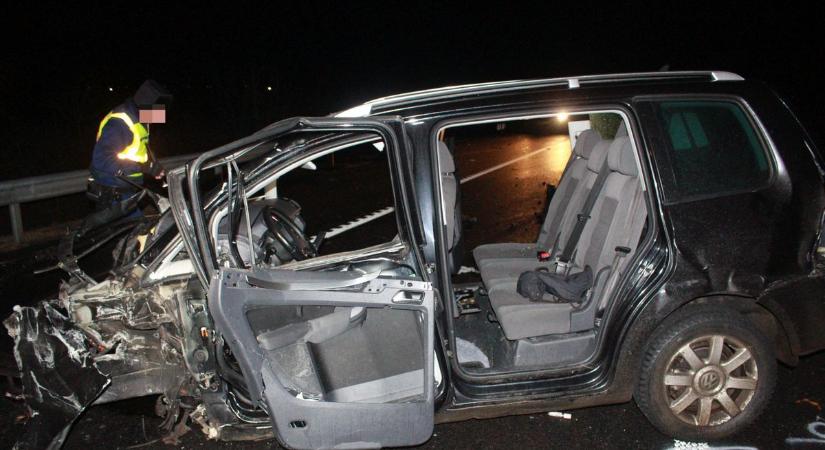 Pár száz métert haladt az M3-ason a forgalommal szemben, mielőtt szörnyethalt