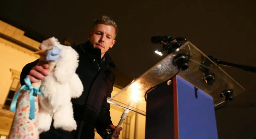 Gyermekjogi ombudsman, anyagi és erkölcsi jóvátétel – ígéretcunamival állt elő Magyar Péter