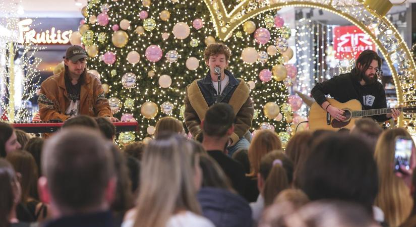 Koncerthelyszínné vált az Árkád Szeged, Mehringer Marci teljesen megtöltötte a bevásárlóközpontot