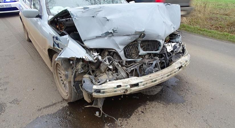 Súlyos baleset, ünnepi készülődés és nagy bejelentések egy nap alatt