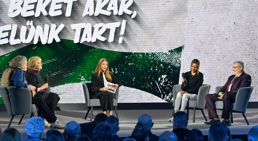 Ima és ének: közéleti szereplők, sportolók és művészek álltak ki a béke fontossága mellett