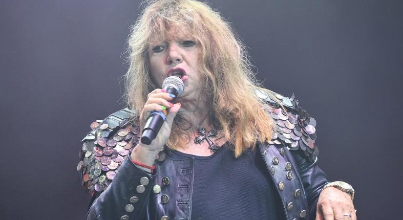 Mandulaműtét pecsételte meg az énekesnő sorsát, a java azonban csak ezután jött