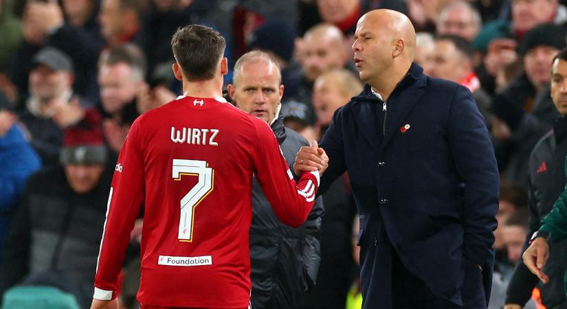 „Egyre jobb és erősebb!” – Slot ódákat zengett játékosáról