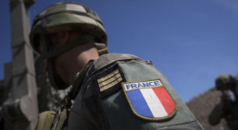 A franciák és a britek is békefenntartókat küldenének Ukrajnába, de még egy romániai mozgósítás is nagy falat nekik