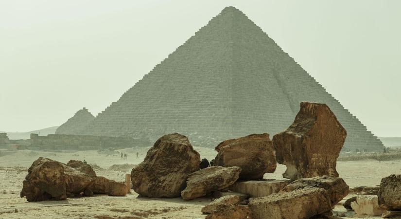 Robotot küldtek a piramis legsötétebb helyére, iszonyatos felvétellel tért, amit ott látott, azt még ember nem látta