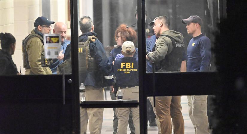 Hajtóvadászat a tettes után: két diák halt meg az egyetemi lövöldözésben