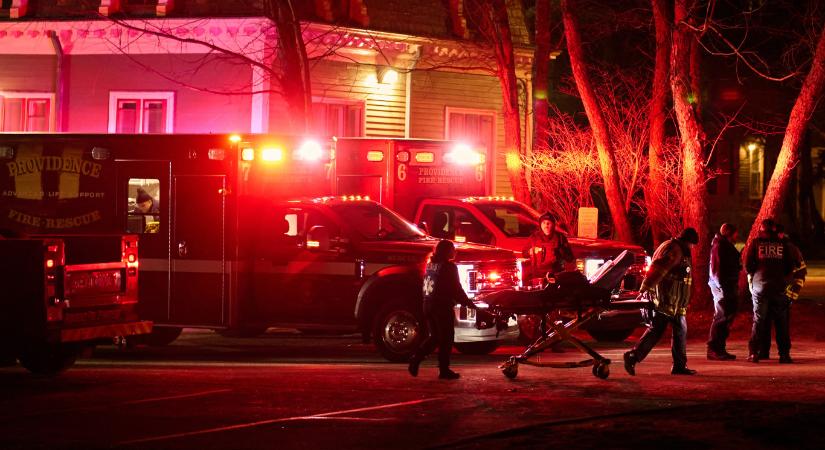 Lövöldözés volt a Rhode Island-i egyetemen, ketten meghaltak, többen pedig megsérültek