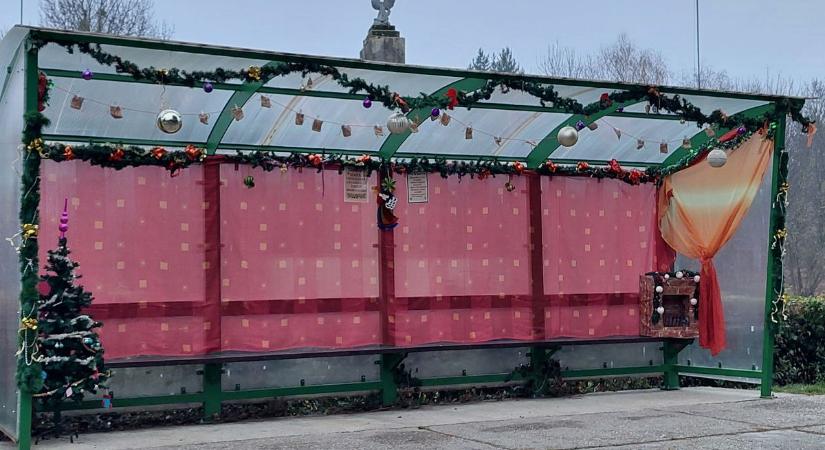 Fogadj örökbe buszmegállót! De miért?