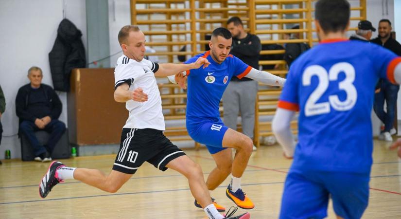 A teveli csapat nyerte meg a Szolomájer Miklós Emléktornát (képgalériával)