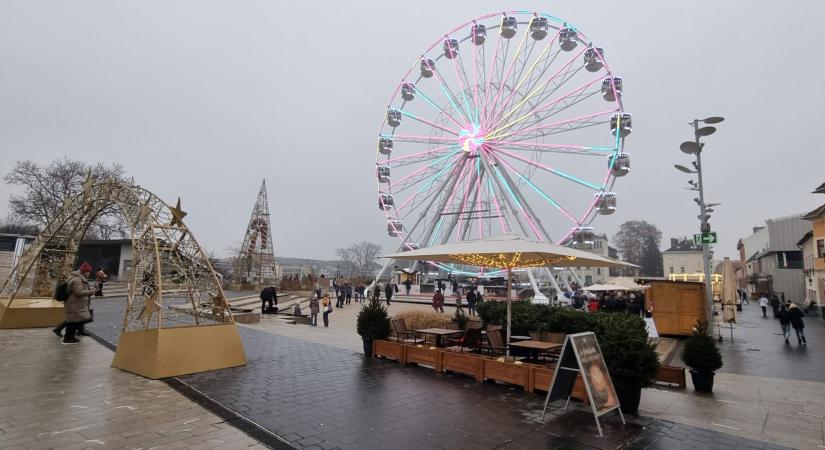 Szürke, párás időnk lesz vasárnap, kevés napsütéssel