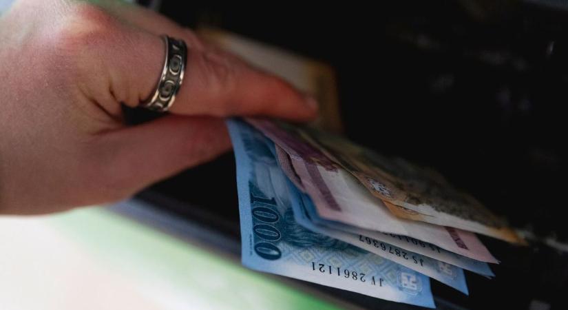 Megvan a dátum: ekkor osztják a karácsonyi csomagokat a nyugdíjasoknak és a lakosoknak