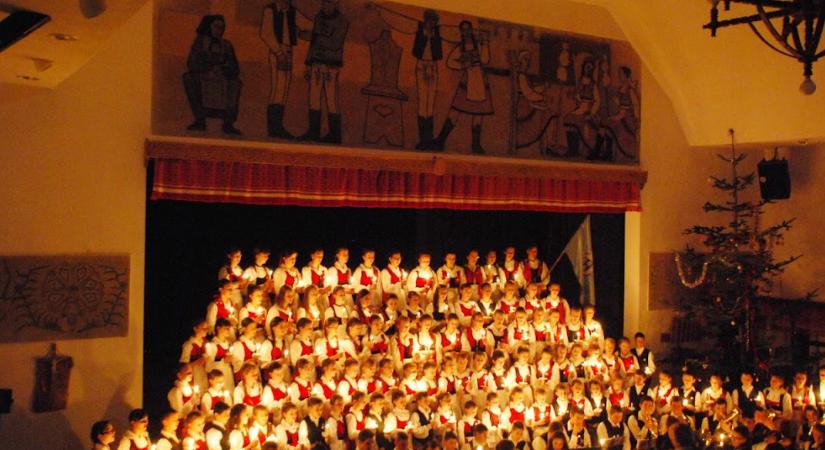 Adventi turnén a Szentegyházi Gyermekfilharmónia