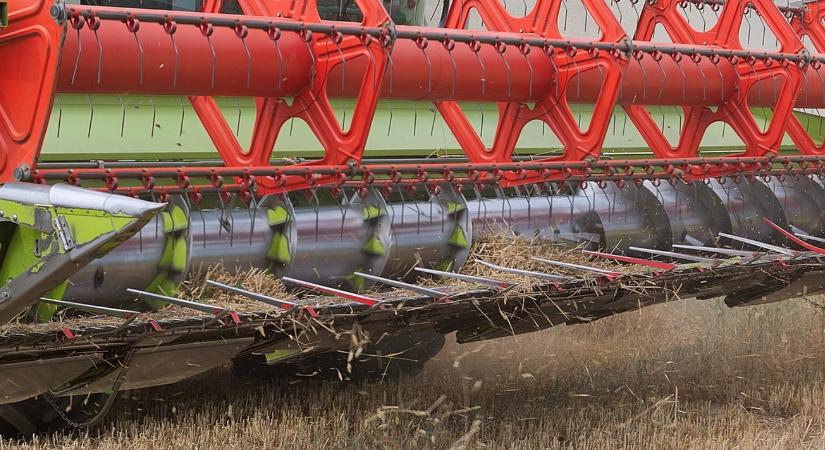 Kombájnnal ütközött: ekkora kártérítést kapott a kocséri család