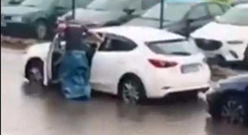 Kőbunkó autós húzta keresztbe a szuper megoldást