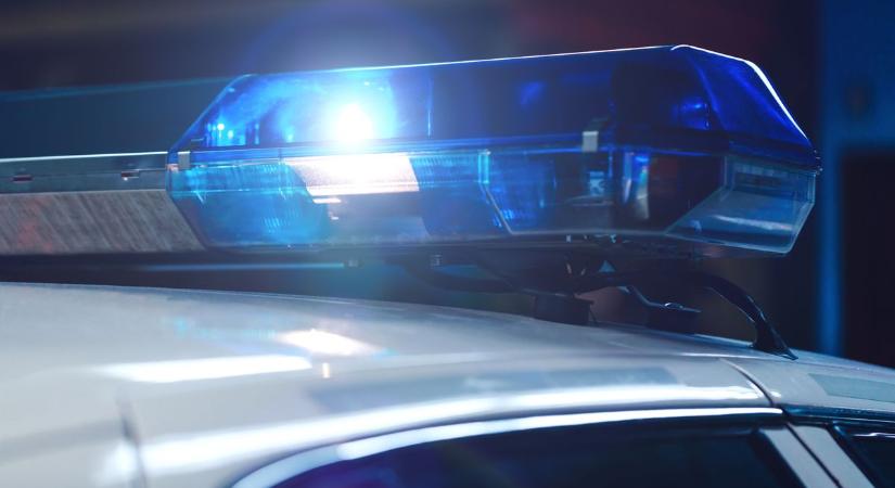 Hármas karambol miatt teljesen lezárták a forgalmas főutat