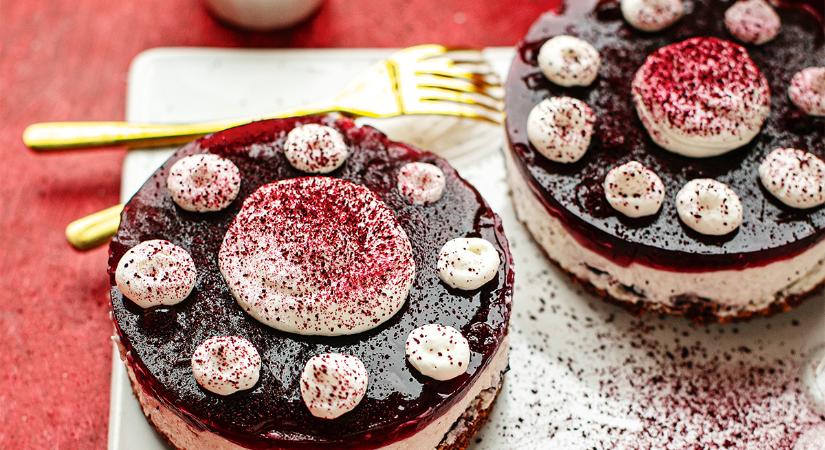 Áfonyás, kókuszos tortácska (szénhidrátcsökkentett)