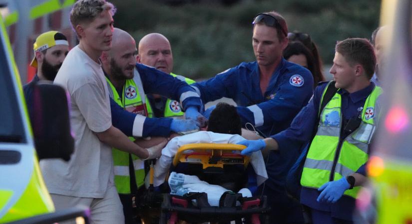 Lövöldözés történt egy híres strandon, legalább tízen meghaltak