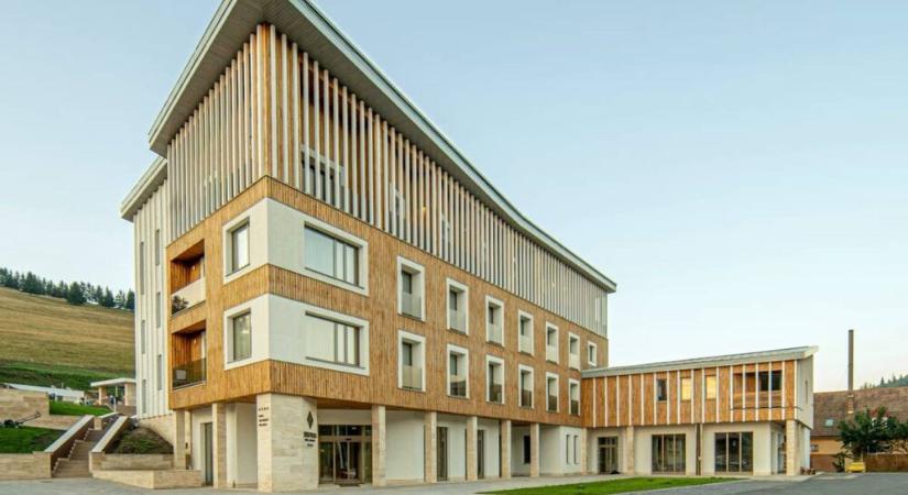 Miniszterelnök úr, ez már több mint pofátlanság