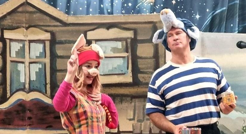 Adventi meseelőadás sérüléssel élő gyerekeknek – fotók