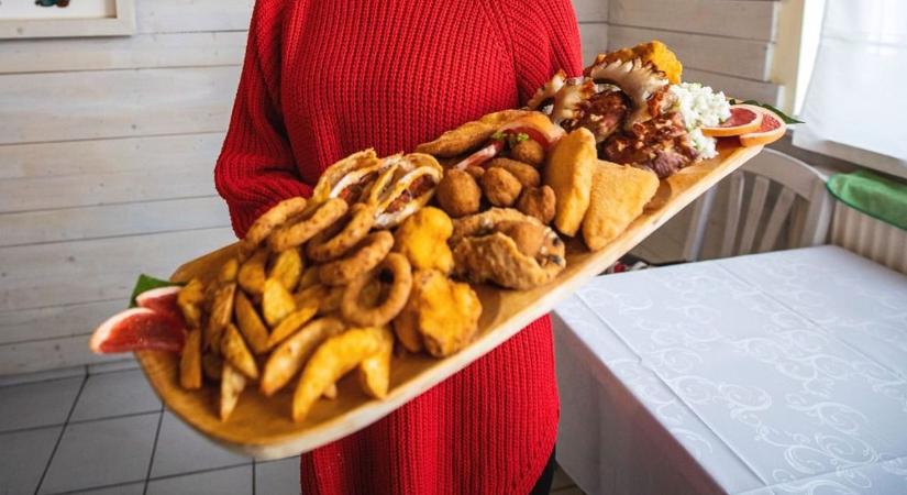 Ne bajlódjon a karácsonyi vacsorával, ennyiért hozzák házhoz Szolnok legpazarabb ételeit