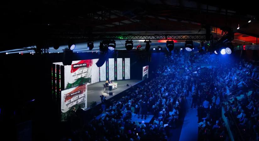 Tisza-adócsomag megszorításokkal – Bohár Dániel izgalmas olvasmányajánlója következik!