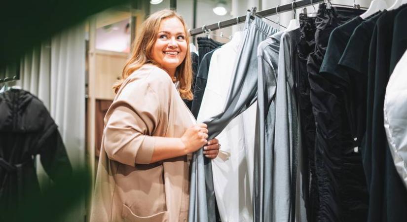 Szuper csinos téli szettek alma alkatra: takarják a hasat, mégis karcsúsítják a vonalakat