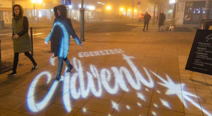 Ez a legfényesebb adventi vásár – Itt találod! (galéria)