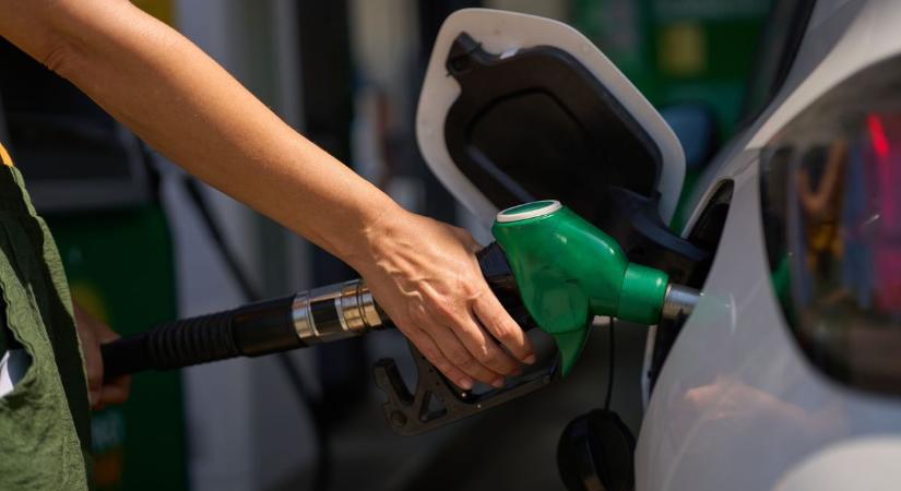 Víz került benzin helyett az M7-es melletti kúton tankolók autójába – megszólalt az érintett szolgáltató