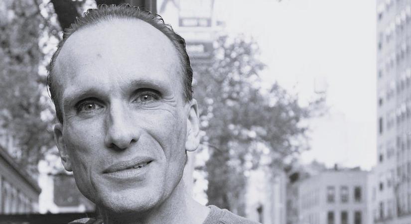 Holtan találták a lakásában a Ponyvaregény színészét