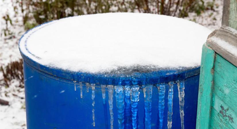 Beköszöntött a december, ideje téliesíteni az esővízgyűjtőt: tippek, trükkök, jótanácsok